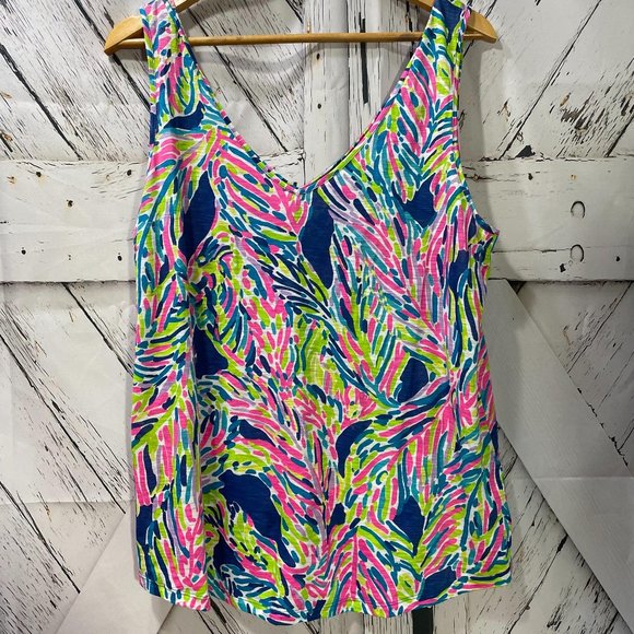 SOLD ❌Lilly Pulitzer Gigi top size xl - Picture 2 of 7